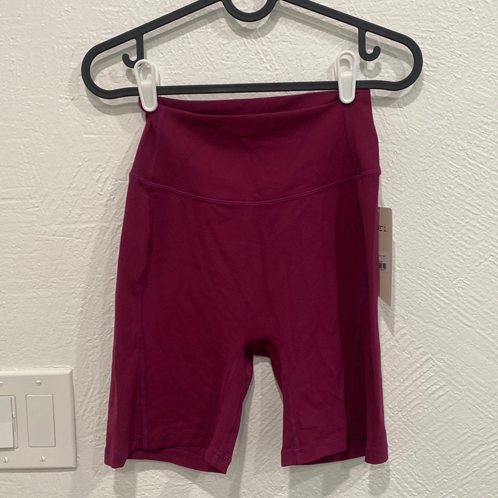 Stori 6” short